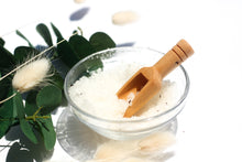 Load image into Gallery viewer, Escape With Eucalyptus